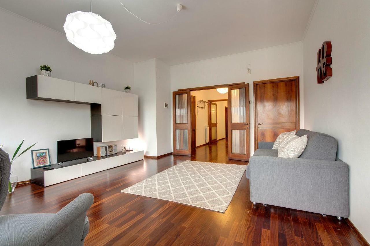 Lungarno Apartment By Mamo Firenze Kültér fotó